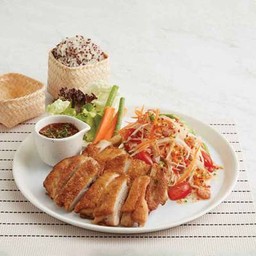 ไก่ย่างโอชา - ข้าวเหนียวคีนัว ส้มตำ