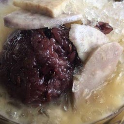 ผลไม้สด ขนมเบื้อง