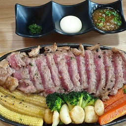 สเต็กเนื้อ