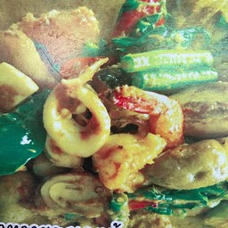 ผัดเขียวหวานทะเลแห้ง