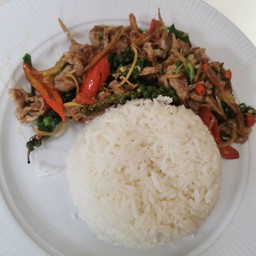 ยะ กะเพราซิ่ง