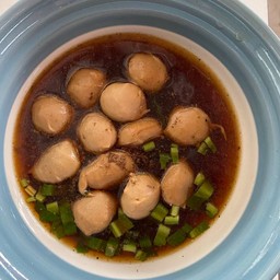 ลูกชิ้นเนื้อลวก