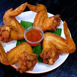 ปีกไก่ทอดน้ำปลา2 ชิ้นปีกเต็ม