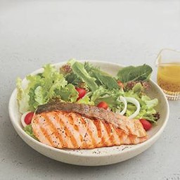 สลัดแซลมอนย่าง