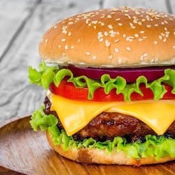 ชีสเบอร์เกอร์เนื้อ