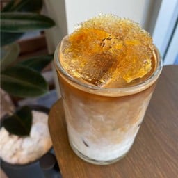 Crème Brûlée Latte