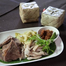 จิ้นนึ่ง+น้ำพริก