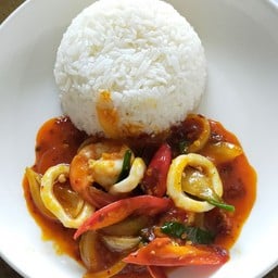 พริกเผาทะเลราดข้าว