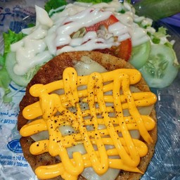 สลัด ไก่บิ๊กพริกไทยดำ อบชีส