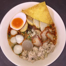 ก๋วยเตี๋ยวเจ๊ติ๋ว