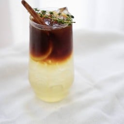 อเมริกาโน่ น้ำผึ้งมะนาว (เย็น)