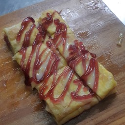 โรตี ไข่ กล้วย ชีส บลูเบอร์รี่