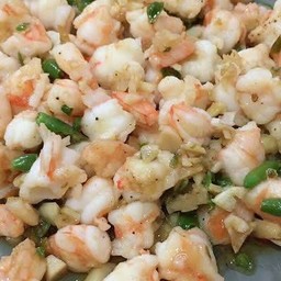 กุ้งสับผัดพริกขี้หนู