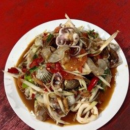 เจ้น้อย ลาบเลยก๋อ