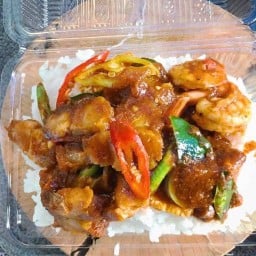Broken box (ผัดไทย,หอยทอด,ตามสั่ง)