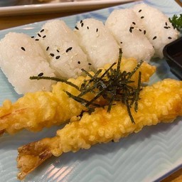 ข้าวหน้ากุ้งทอด