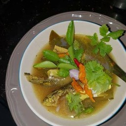 ต้มส้มปลากุเลาทั้งตัว