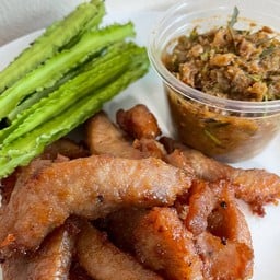 เจ๊แดงหมูปลาร้า