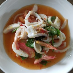 ยำรวมมิตรทะเล