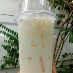 นมหมีเย็น