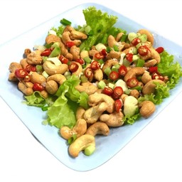 ยำเม็ดมะม่วงหิมพานต์