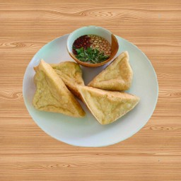 ลูกชิ้นทอด เต้าหู้ทอด by..อ้นคุง