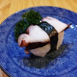 ซูชิหมึกทาโกะ