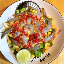 ยำกุ้งสด