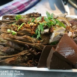 เครื่องใน (ตับ,กึ๋น)