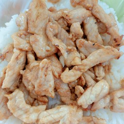 หมูทอดกระเทียมพริกไทย