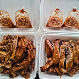 ราชันเป็ดพะโล้ ก๋วยเตี๋ยวเป็ด