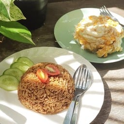 ข้าวคลุกฝุ่น (หมูสับ)