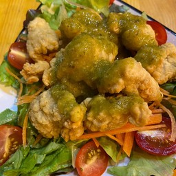 ยำไก่แซ่บ