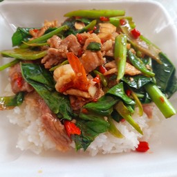 คะน้ารวม(หมู+หมึก+กุ้ง+ไก่)
