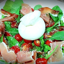 Parma Ham, Delicious Tomato & Burrata Salad