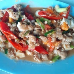 หมูสับผัดไข่เค็ม