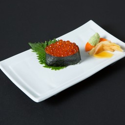 ไข่ปลาแซลมอนซูชิ