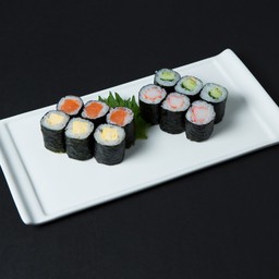 ข้าวห่อสาหร่ายไส้ต่างๆ(แตง,แซลมอน,ไข่,ปูอัด)