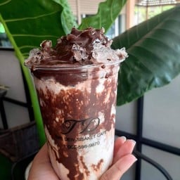 เดอะดิวคาเฟ่ The Dew Cafe
