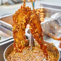 ปีกไก่ชุบแป้งทอด