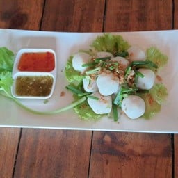 ลูกชิ้นปลาลวก