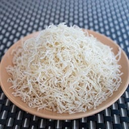 หมี่กรอบ