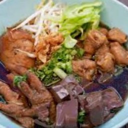 ก๋วยเตี๋ยวไก่มะระบุฟเฟต์