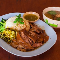 ข้าวสวยขาหมู ขนาด ธรรมดา