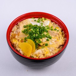 ข้าวหน้าหมูทอดราดไข่