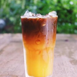 ชาผลไม้ ส้ม กาแฟ