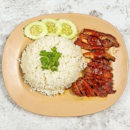 ข้าวสวยหมูย่างเครื่องแกง ขนาด พิเศษ