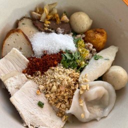 ก๋วยเตี๋ยวต้มยำเย็นตาโฟขั้นเทพ