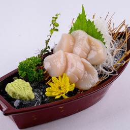 หอยเชลล์ซาชิมิ