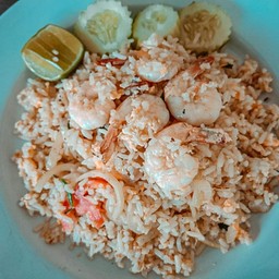 ข้าวผัดรวมทะเล